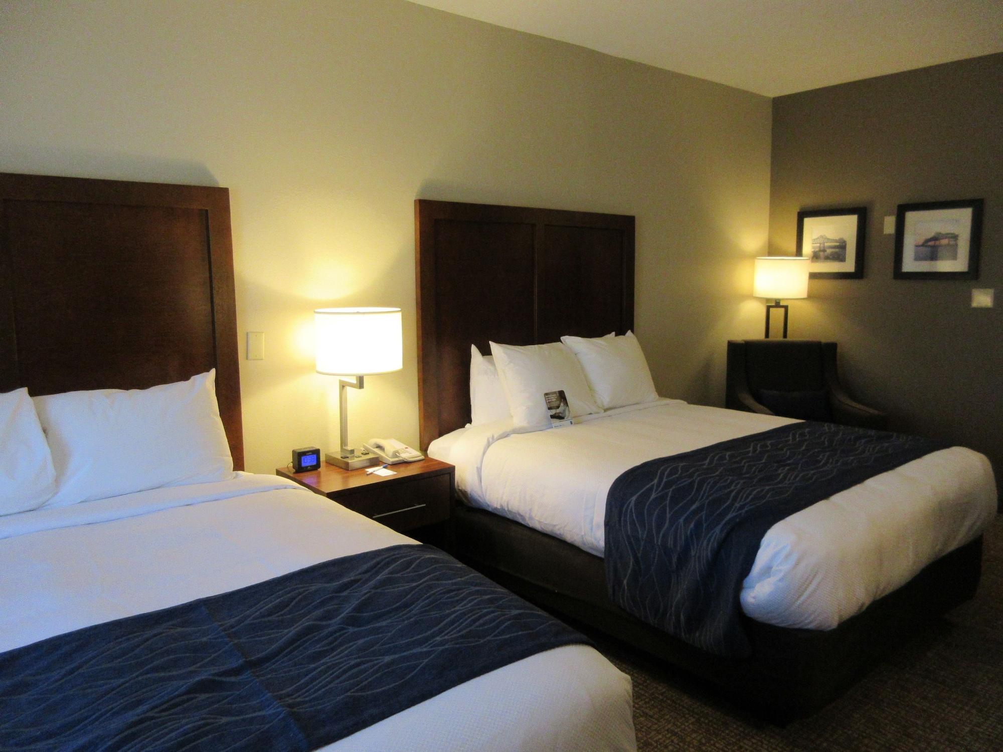 Sonesta Essential - Baton Rouge Airport Hotel Exterior photo