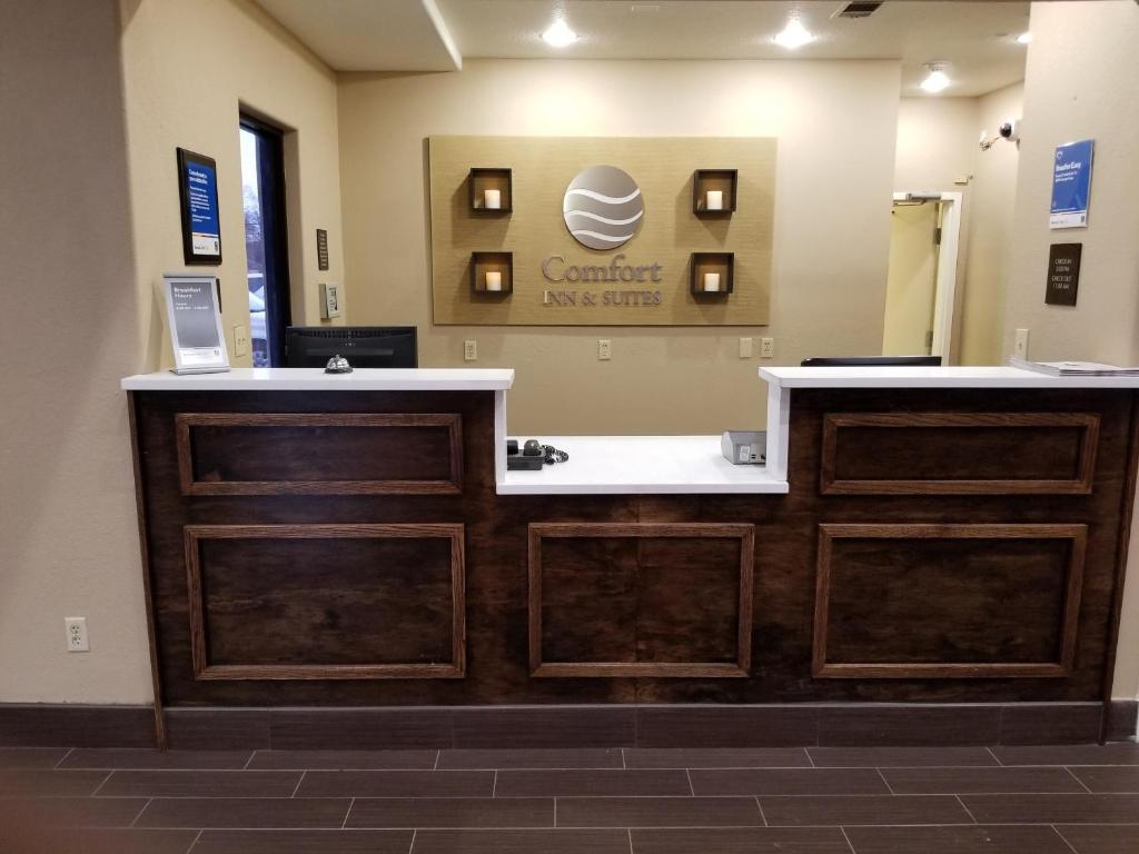 Sonesta Essential - Baton Rouge Airport Hotel Exterior photo