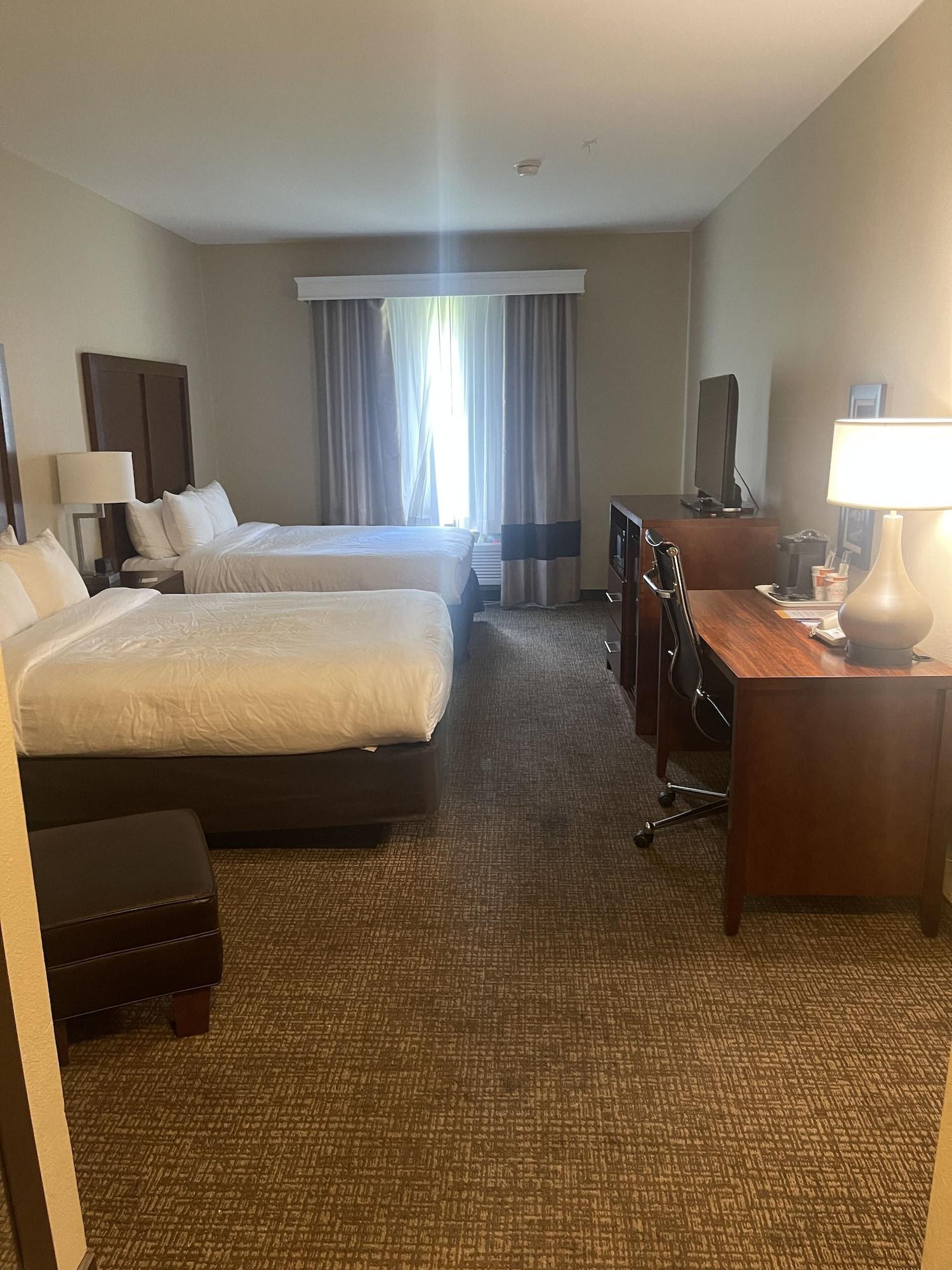Sonesta Essential - Baton Rouge Airport Hotel Exterior photo