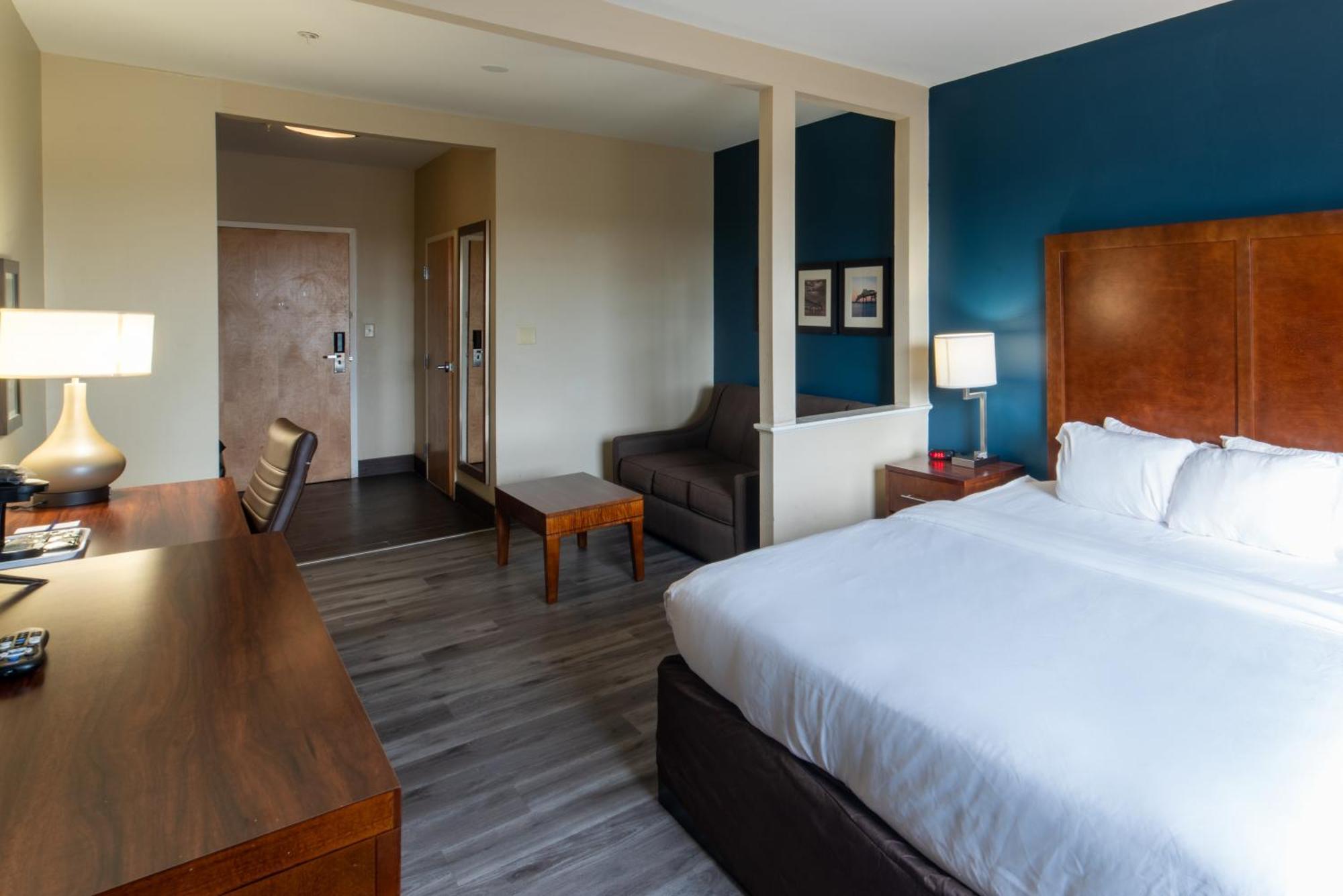 Sonesta Essential - Baton Rouge Airport Hotel Exterior photo