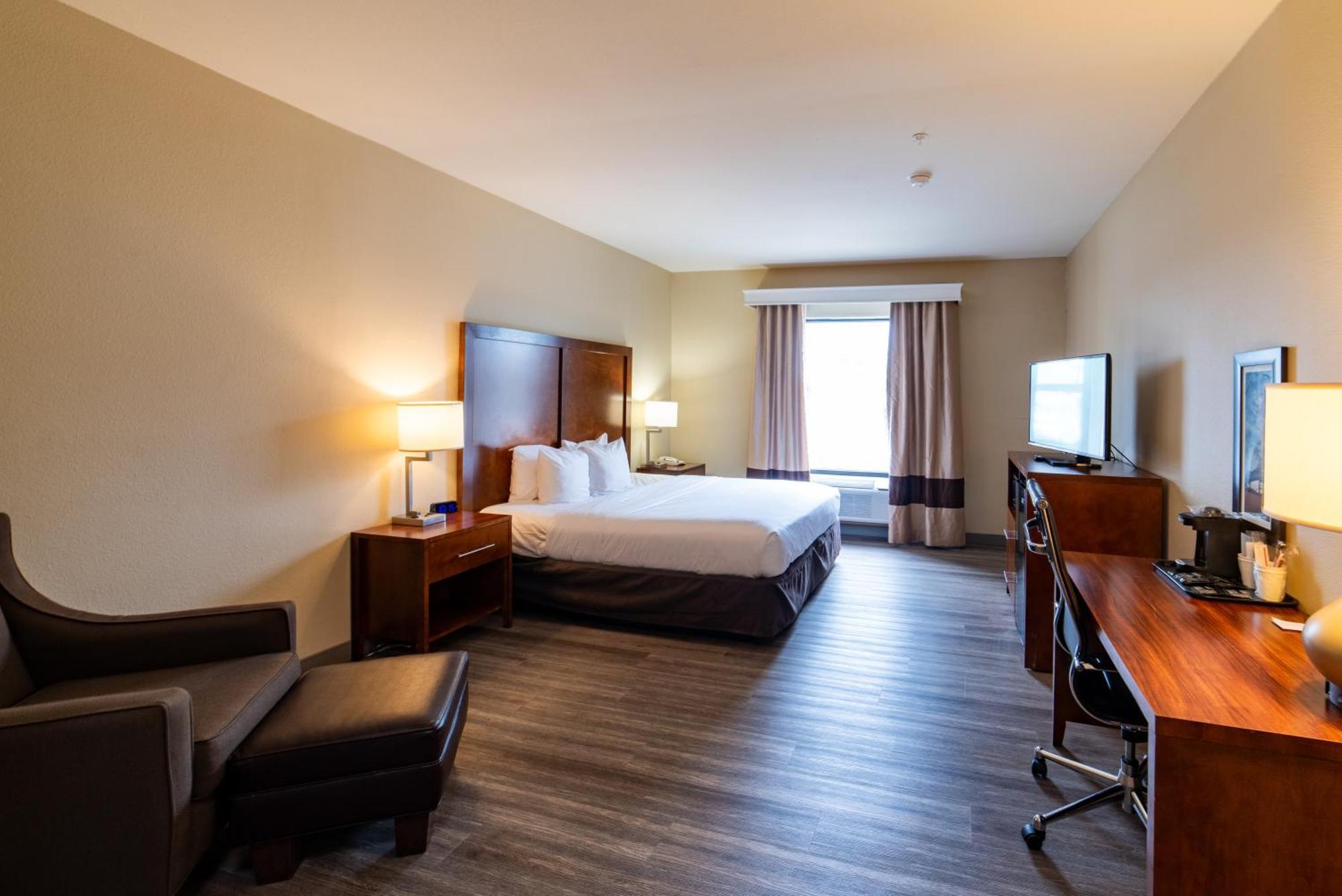 Sonesta Essential - Baton Rouge Airport Hotel Exterior photo